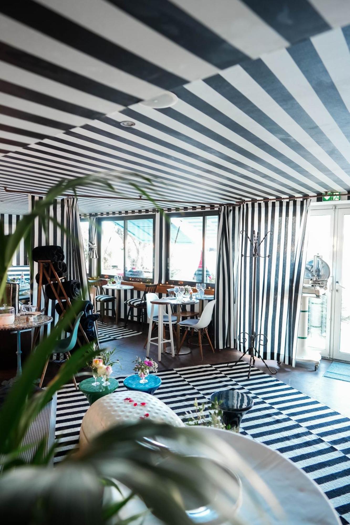O Petit Monde Hotel Sanary-sur-Mer Kültér fotó
