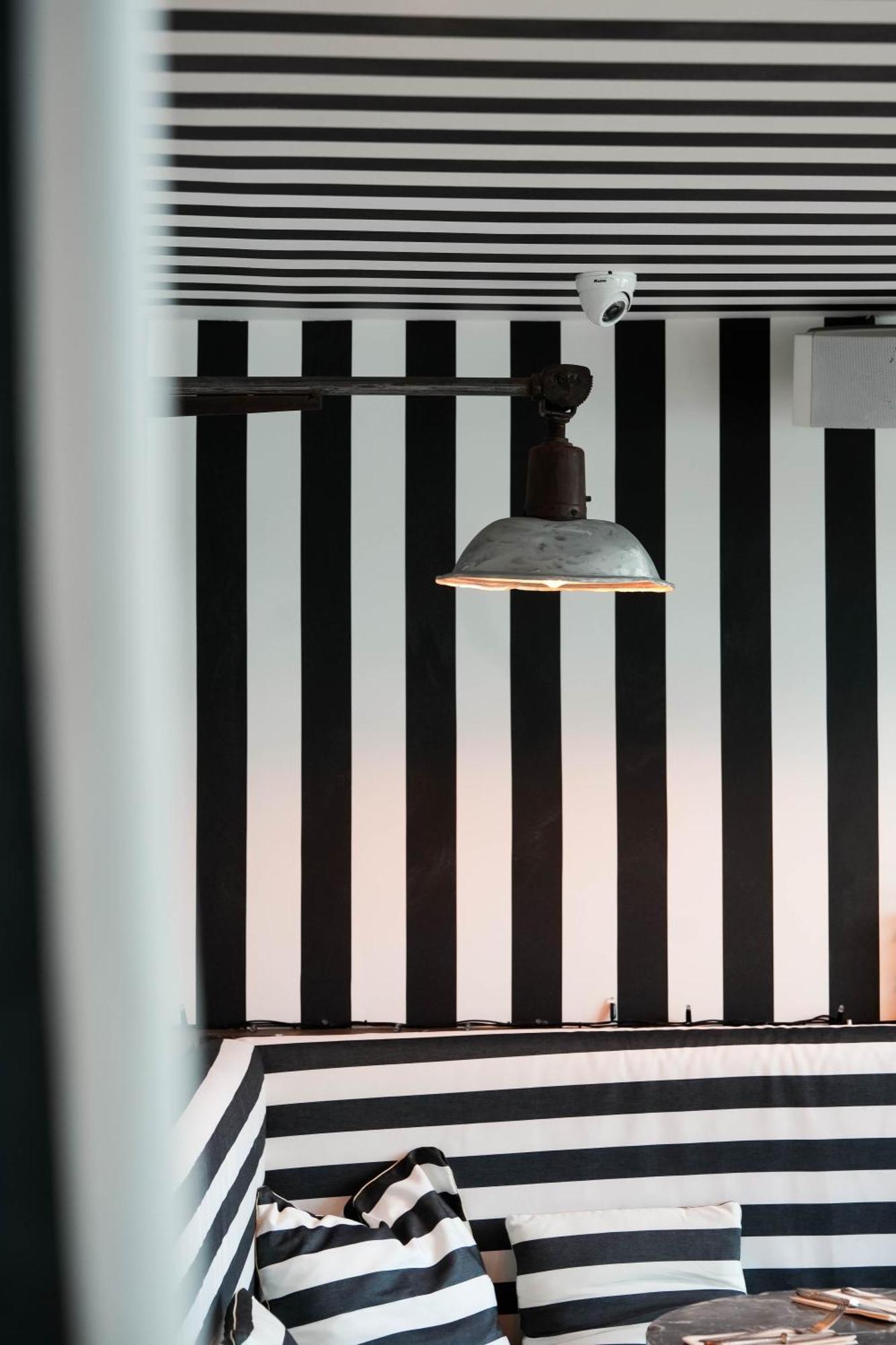 O Petit Monde Hotel Sanary-sur-Mer Kültér fotó